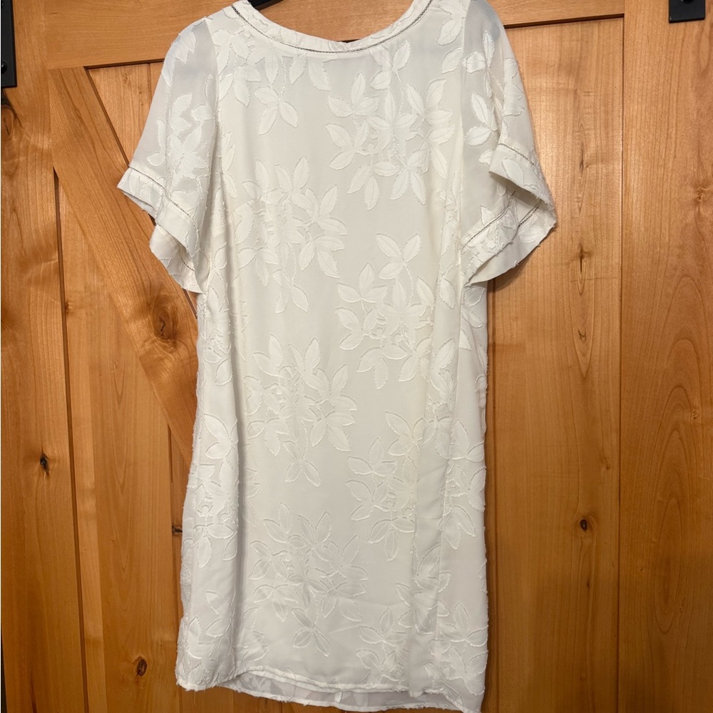 Ann Taylor Elegant White Floral Dress